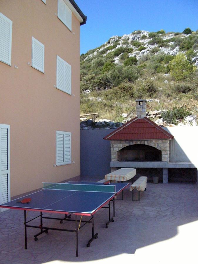 Apartments With A Parking Space Seget Vranjica, Trogir - 8507 외부 사진