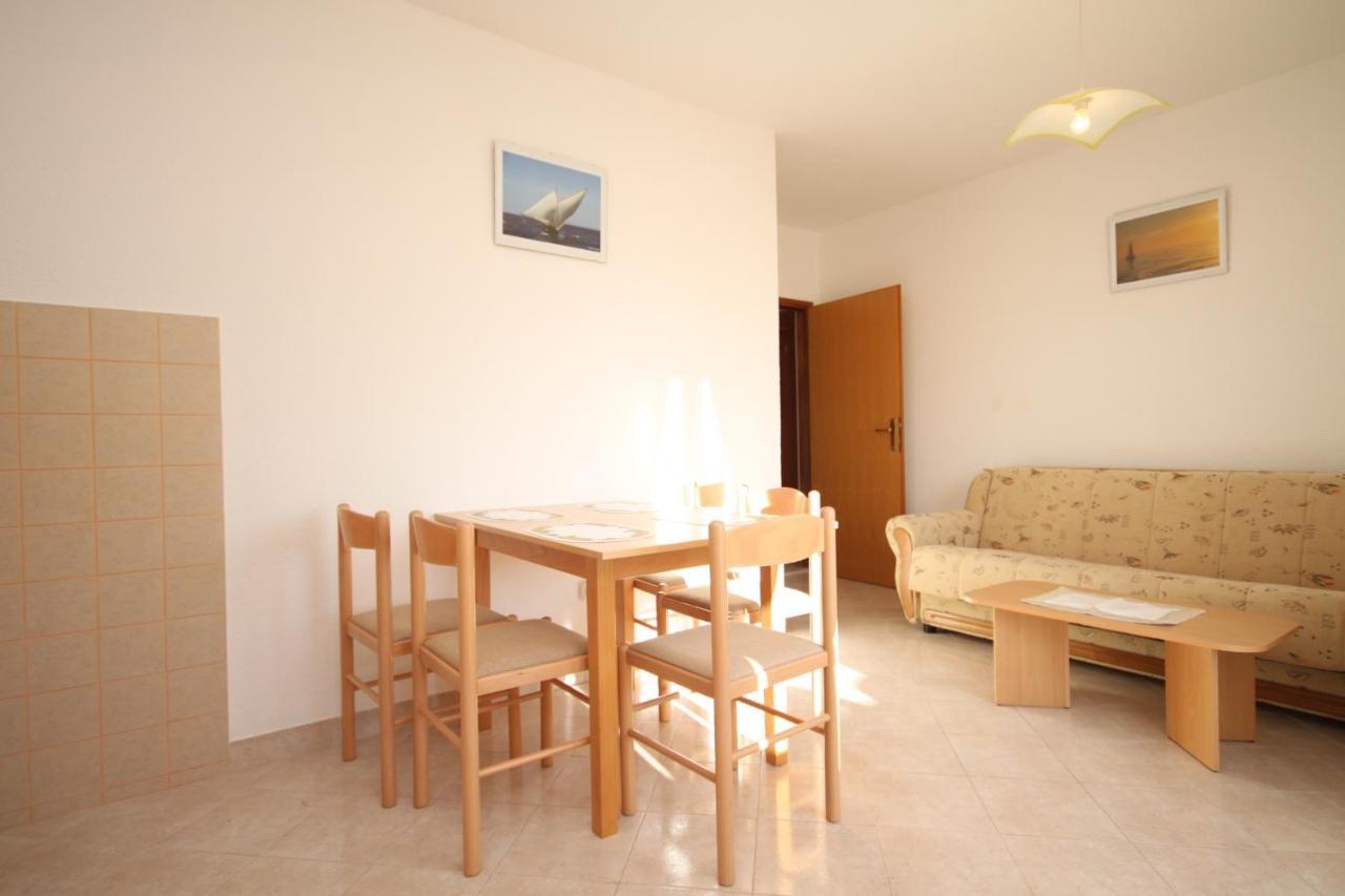 Apartments With A Parking Space Seget Vranjica, Trogir - 8507 외부 사진