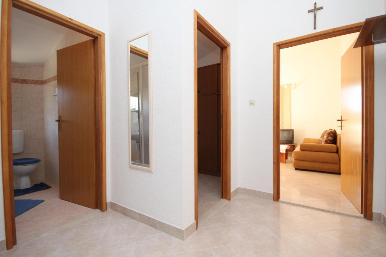 Apartments With A Parking Space Seget Vranjica, Trogir - 8507 외부 사진
